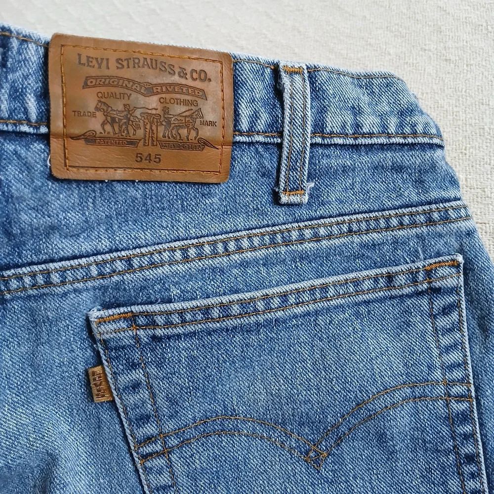 levi's 545 loose vintage 90s jeans 36×32 brown tab retro